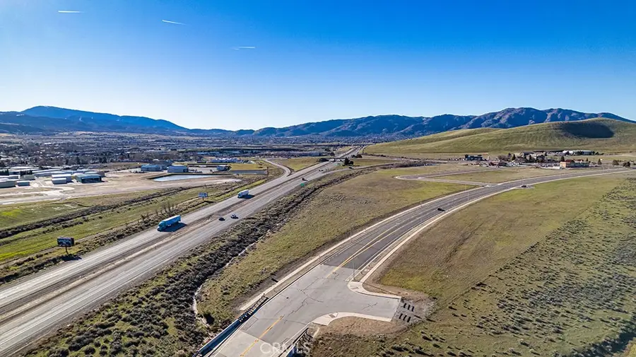 8 Challenger, Tehachapi, CA 93561 - #3