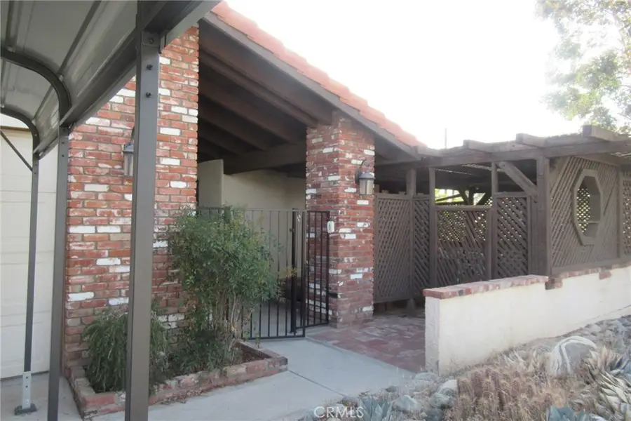 16035 Venango, Apple Valley, CA 92307 - Image #2