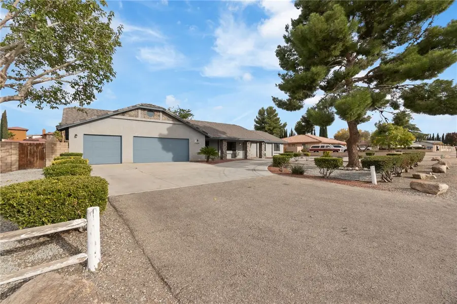 13441 Rincon, Apple Valley, CA 92308 - Image #2