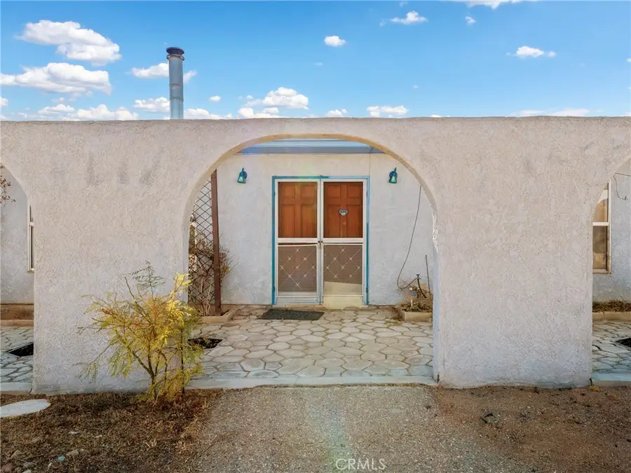 29595 Cove, Lucerne Valley, CA 92356 - Image #2