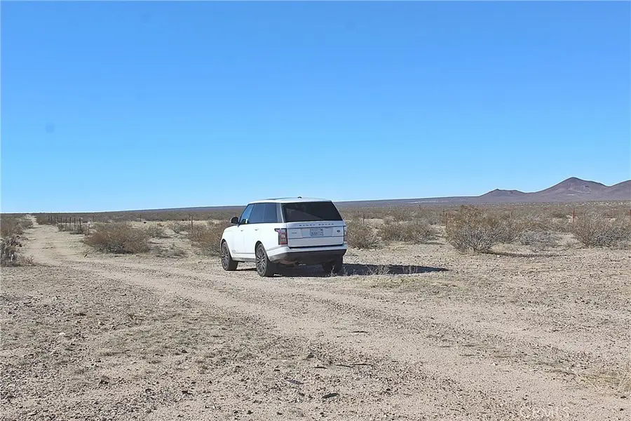 8190 Darter Road, Adelanto, CA 92301 - Image #3