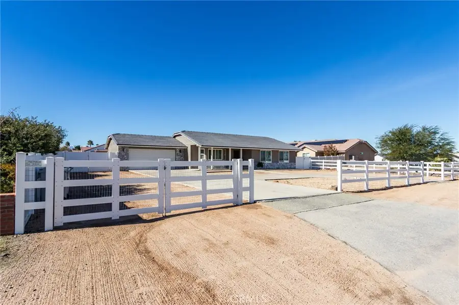 7486 Langdon, Hesperia, CA 92345 - Image #2