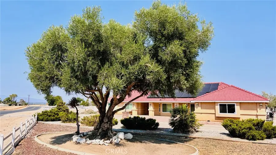 9322 Candlelight Street, Apple Valley, CA 92308 - Image #2