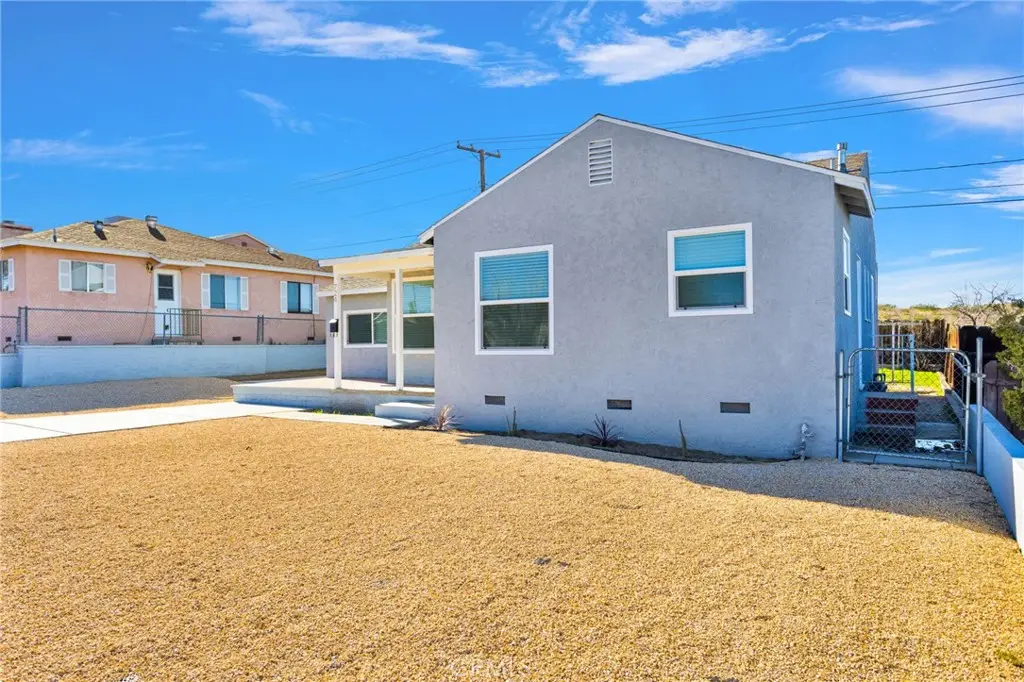 724 Mount Vernon Avenue, Barstow, CA 92311 - #1