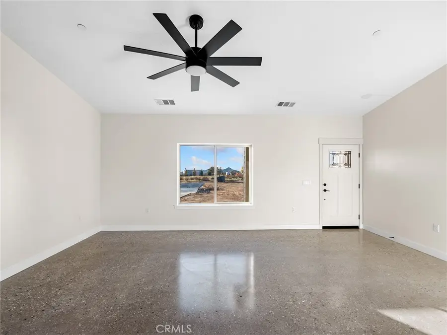 16173 Pela Road, Apple Valley, CA 92307 - Image #2