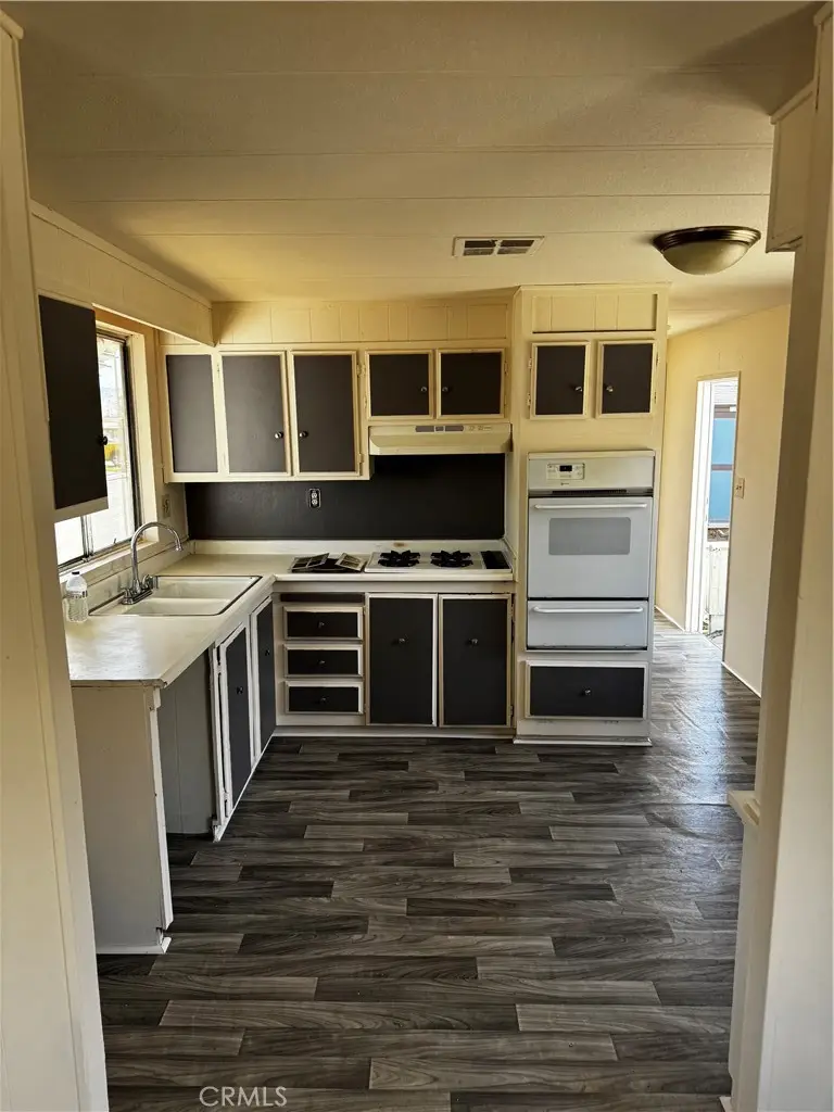 20683 Waalew, Apple Valley, CA 92307 - Image #3