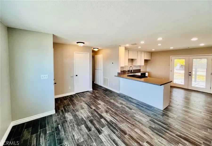 11092 Saratoga, Apple Valley, CA 92308 - Image #2