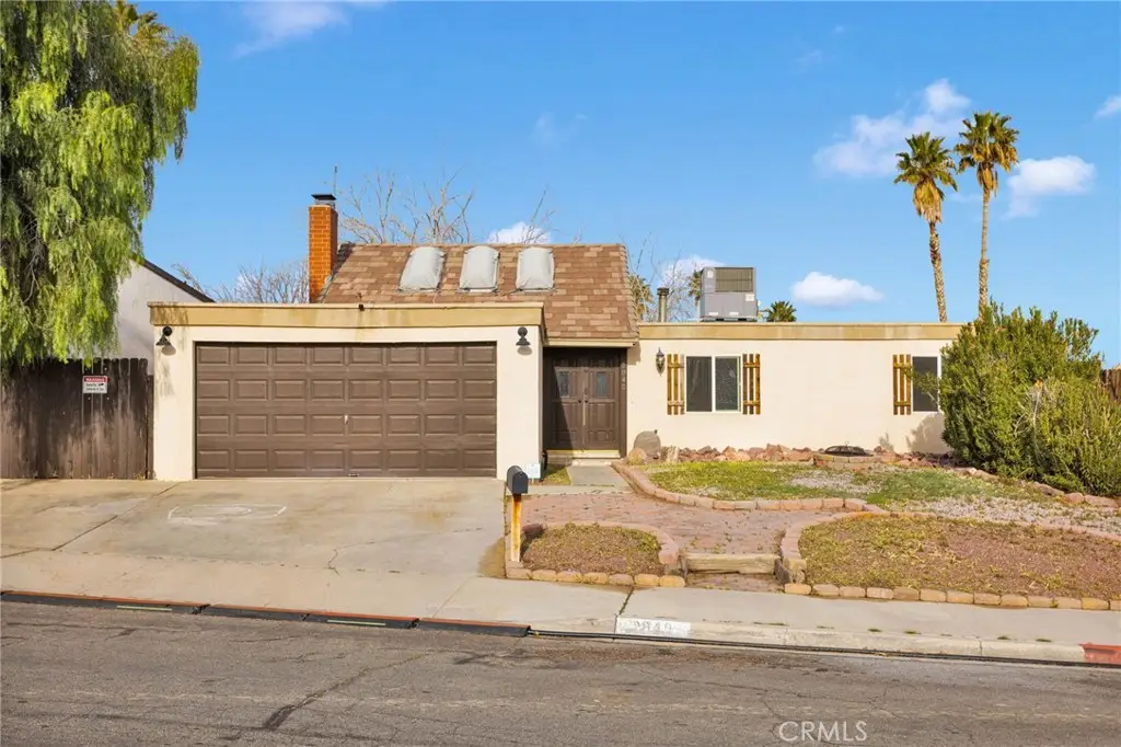 2040 Princeton, Barstow, CA 92311 - #1