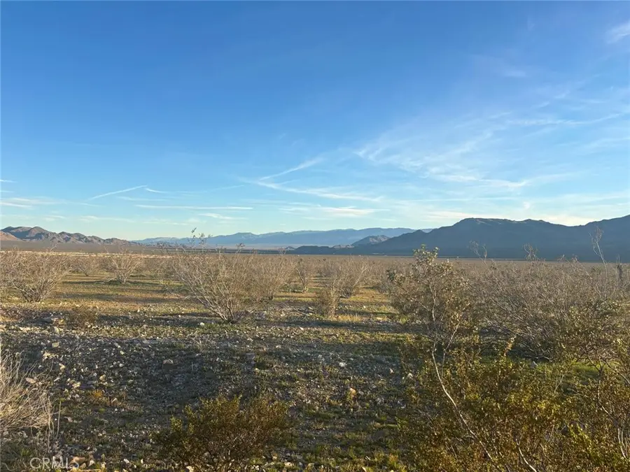 26 Pipeline, Lucerne Valley, CA 92356 - #2