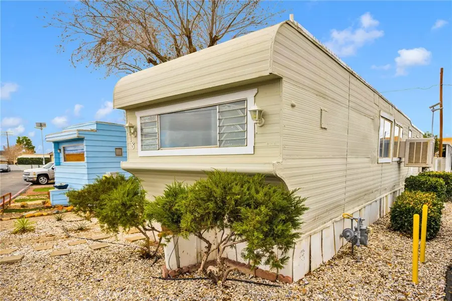 22325 Highway 18 #8, Apple Valley, CA 92307 - Image #3