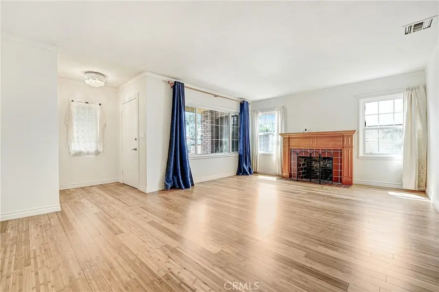 1009 S Rimpau, Los Angeles, CA 90019 - #3
