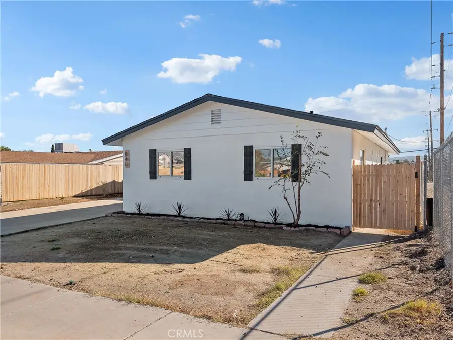 840 E Virginia, Barstow, CA 92311 - #2