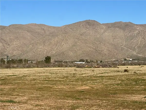 3 Manzana Drive, Apple Valley, CA 92308