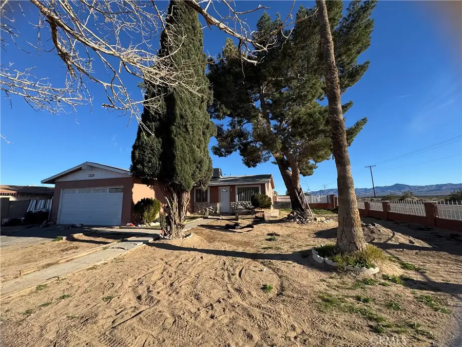 37869 Grandview Avenue, Yermo, CA 92398 - Image #2