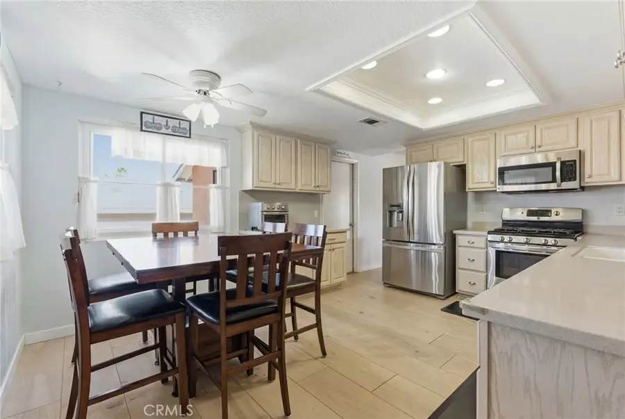 7868 Arrowhead Lake Road, Hesperia, CA 92345 - #3