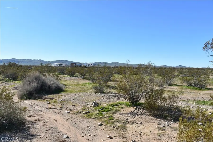 24 Frontier, Helendale, CA 92342 - #3