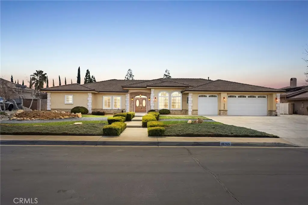 19265 Kanbridge, Apple Valley, CA 92308 - #1