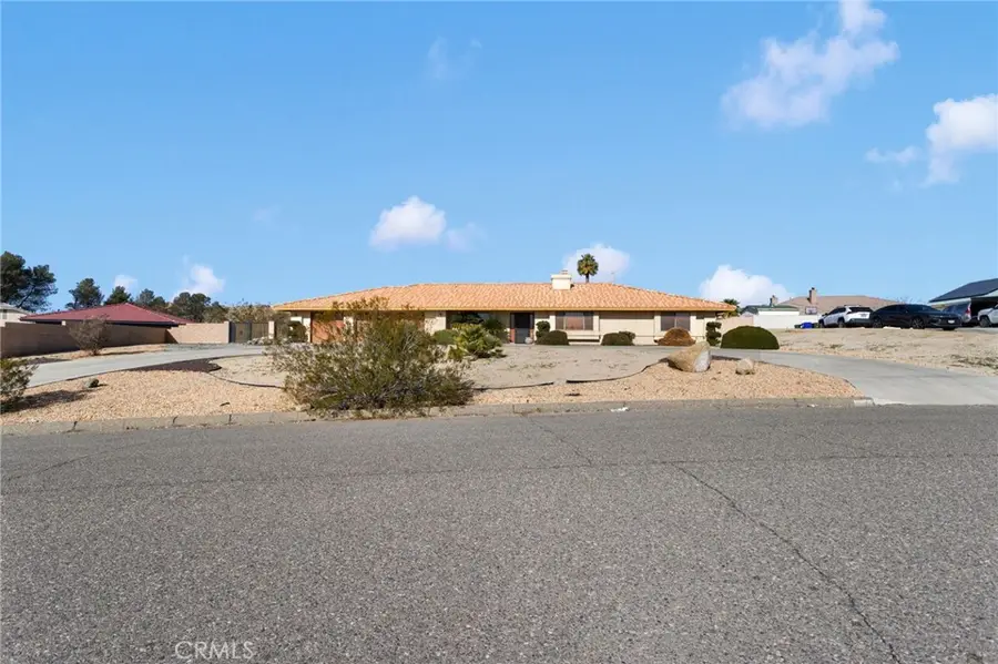 16466 Tude, Apple Valley, CA 92307 - Image #2