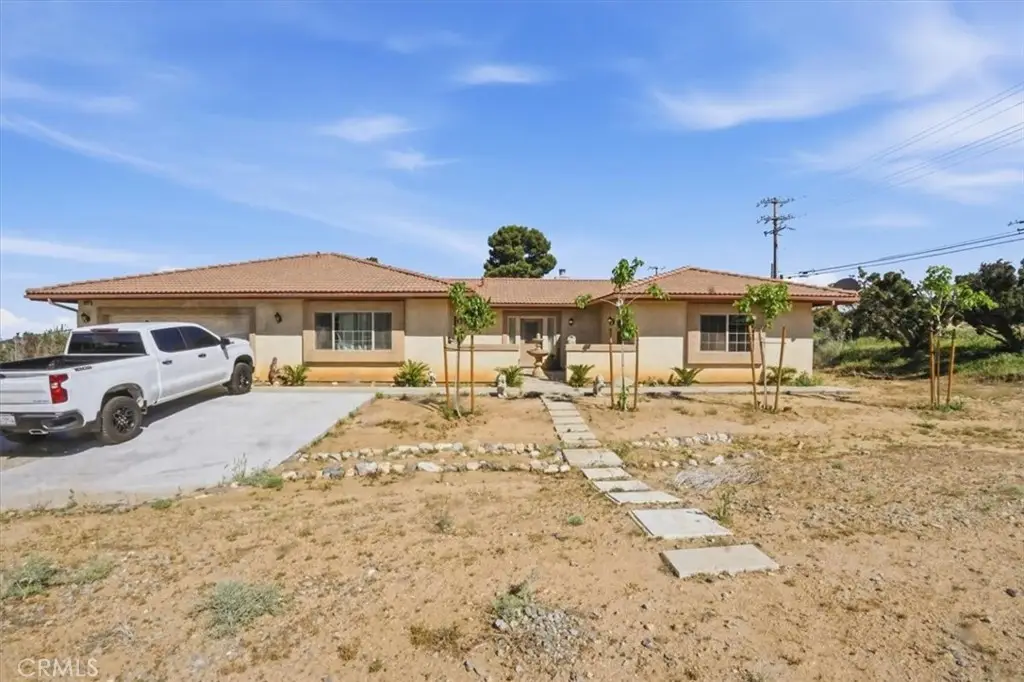 9323 Serra, Phelan, CA 92371 - #1