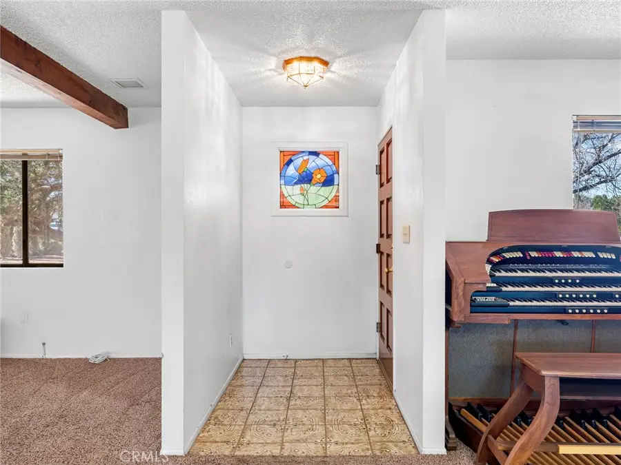 7485 Glider Avenue, Hesperia, CA 92345 - Image #3