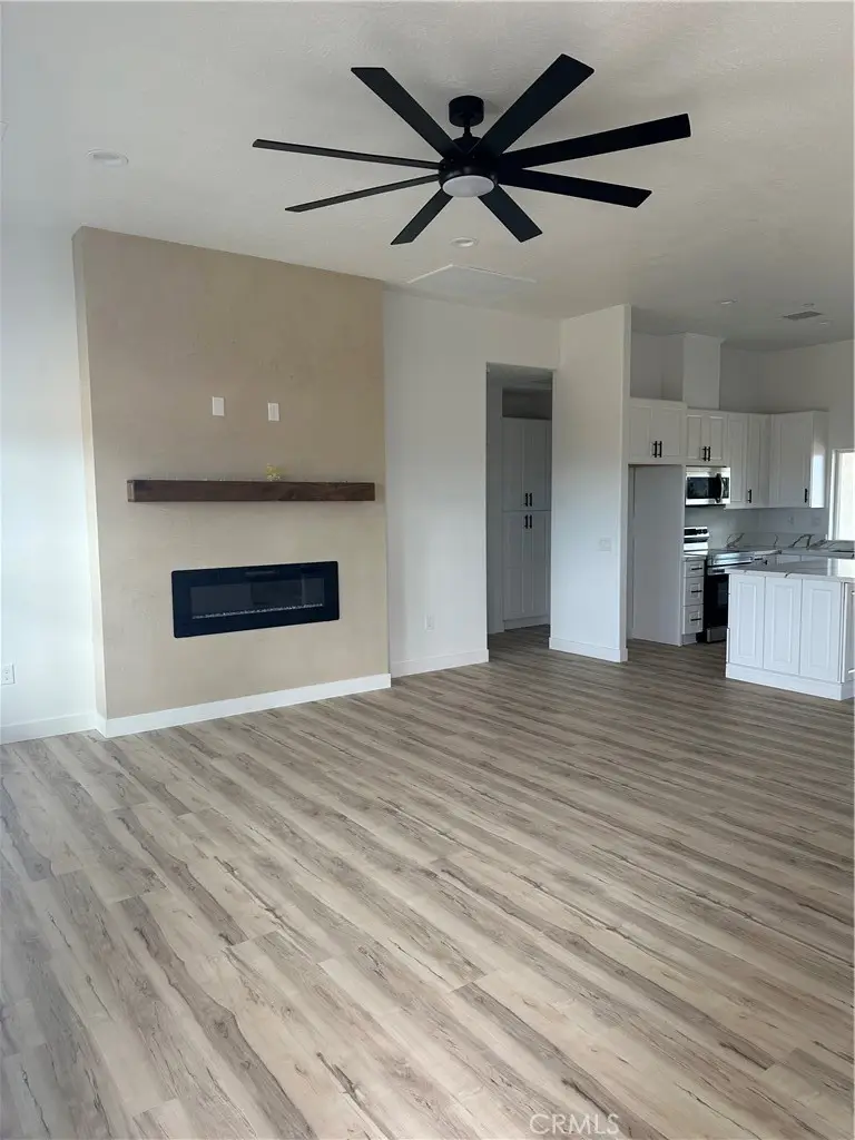 16353 Smokethorn Road, Apple Valley, CA 92307 - Image #2