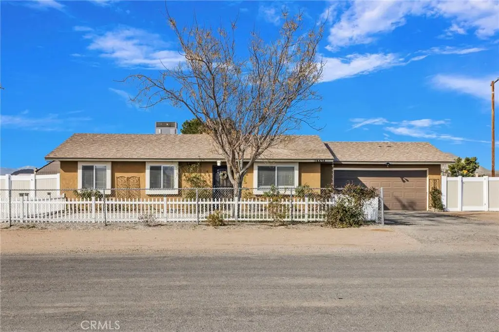 16654 Pawnee, Apple Valley, CA 92307 - Image #1