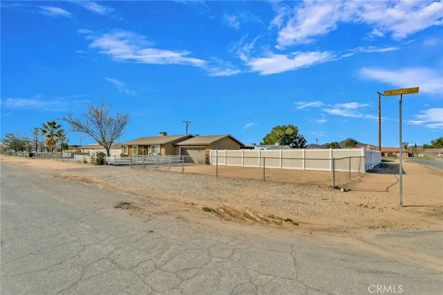 16654 Pawnee, Apple Valley, CA 92307 - Image #3