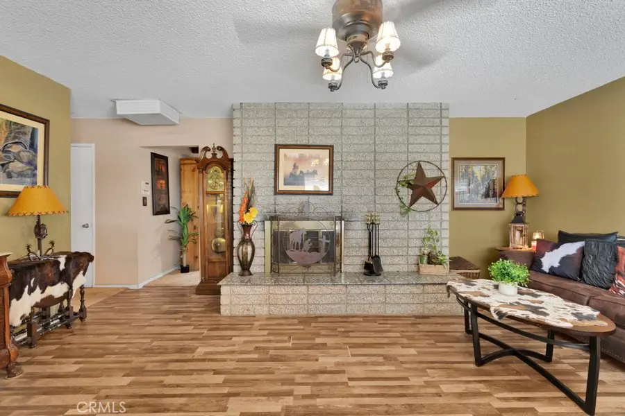 17598 Linden, Hesperia, CA 92345 - #3