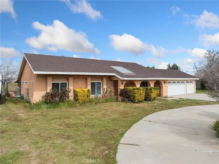 17740 Linden, Hesperia, CA 92345 - #2