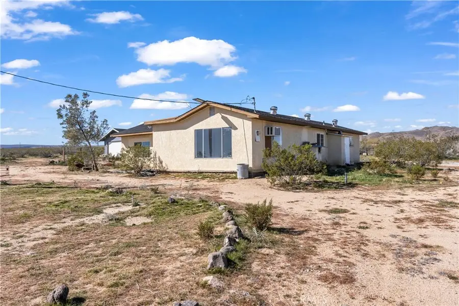 1754 Fortuna Avenue, Landers, CA 92285 - #2
