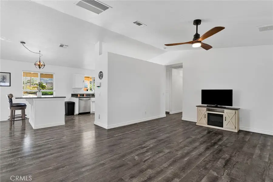 16535 Candlewood, Apple Valley, CA 92307 - #3