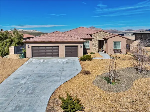 19520 Arcata Road, Apple Valley, CA 92307