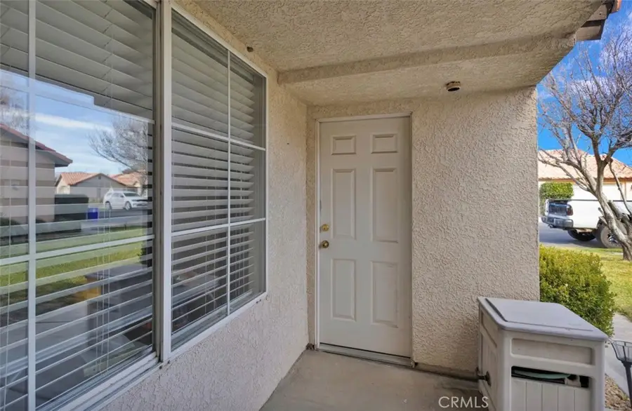 11566 Oak, Apple Valley, CA 92308 - #3