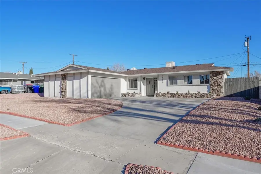 16272 Encina Street, Victorville, CA 92395 - #2