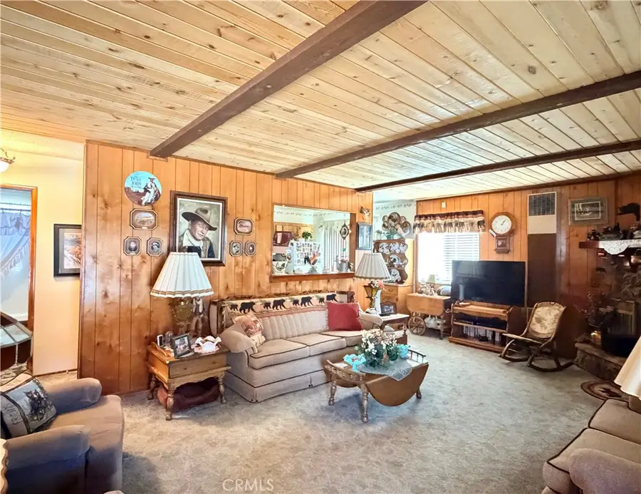 829 W Country Club Boulevard, Big Bear City, CA 92314 - #2