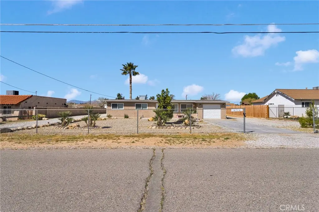 8770 Glendale, Hesperia, CA 92345 - #1