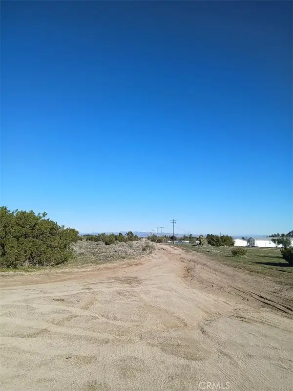 0 Yucca Terrace Road, Phelan, CA 92371