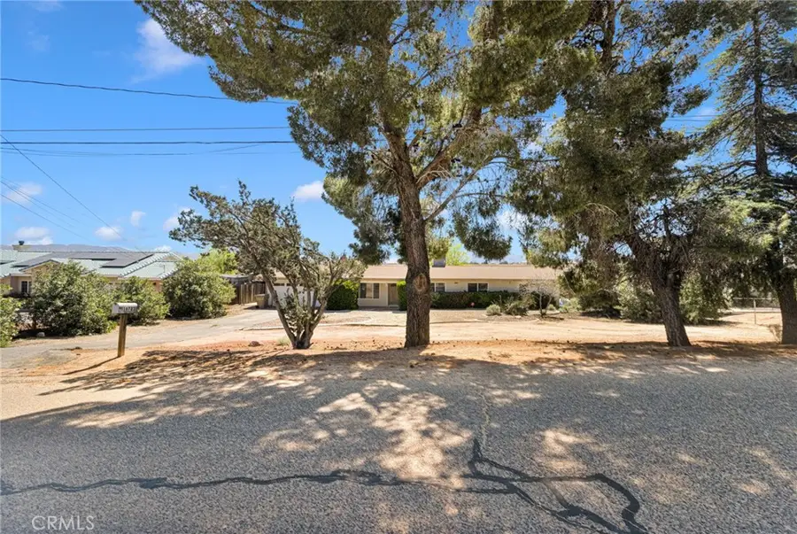 16783 Mission, Hesperia, CA 92345 - #3