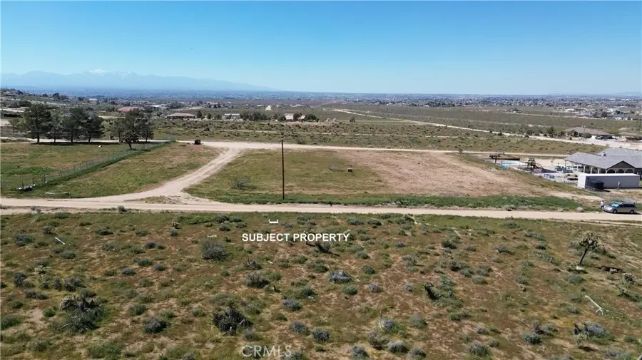 10233 Cerra Vista Street, Apple Valley, CA 92308 - #3