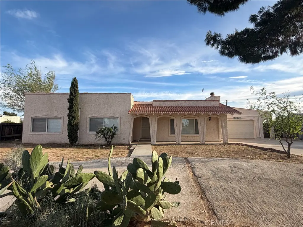 21011 Teton, Apple Valley, CA 92308 - #1