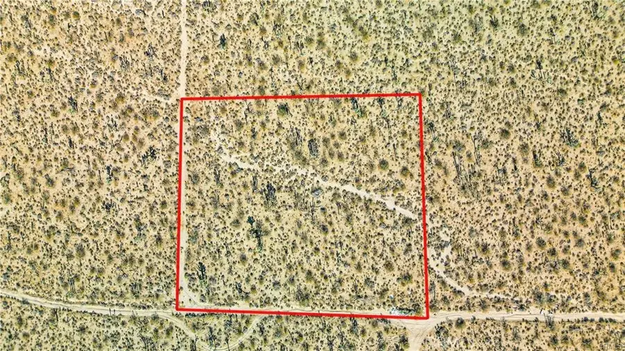 0 Avenue W, Llano, CA 93544 - #2