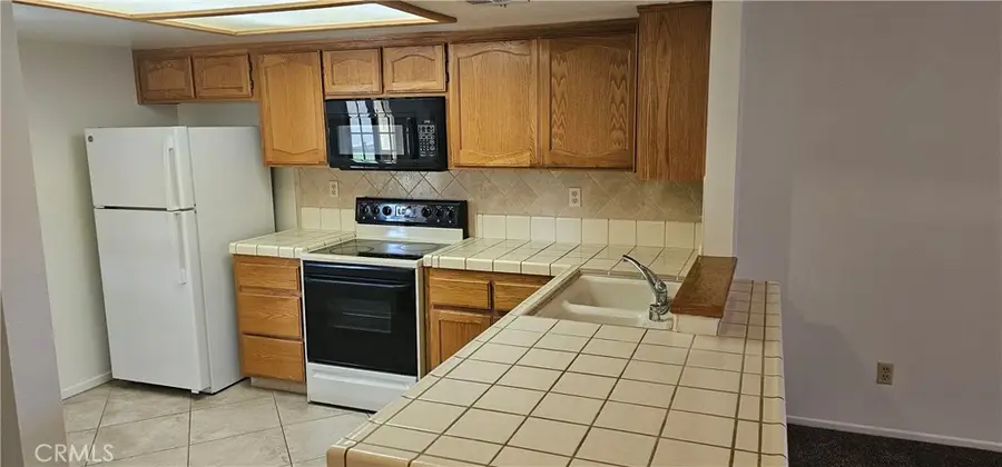 19268 Elm, Apple Valley, CA 92308 - #2