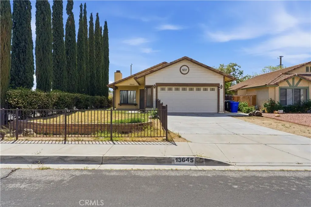 13645 Agate Way, Victorville, CA 92392 - #1