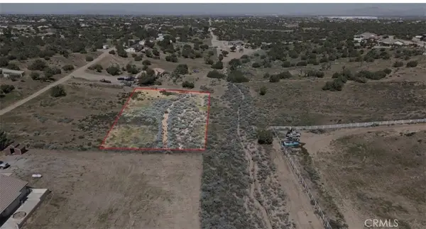 32 Verbena Road, Oak Hills, CA 92344