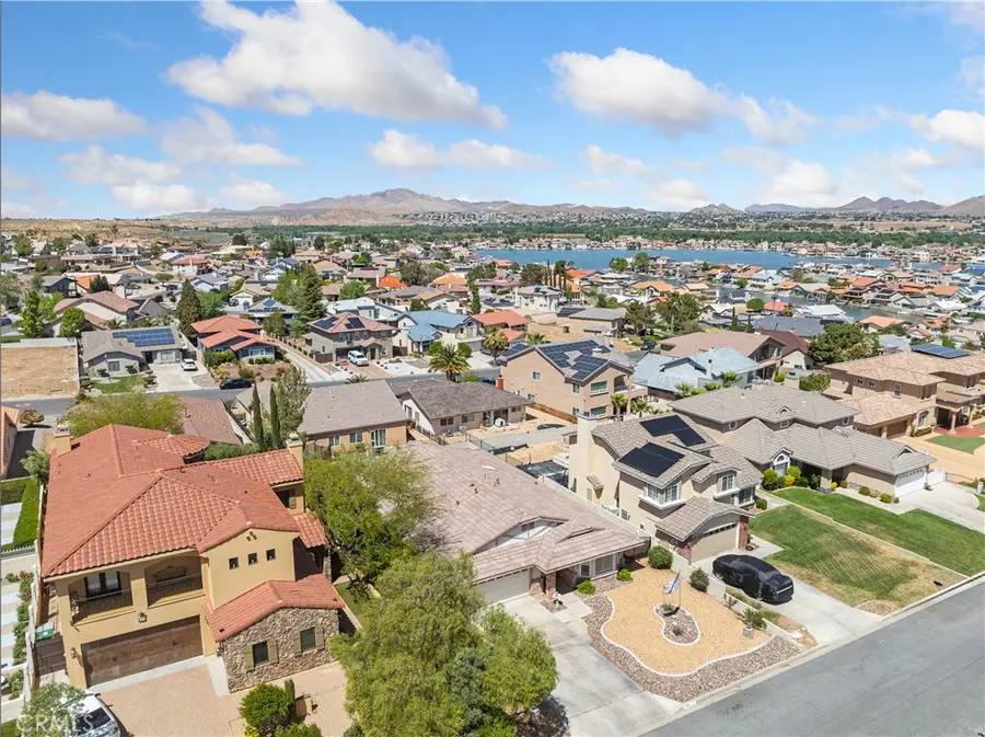 17880 Ferndell Lane, Victorville, CA 92395 - #2