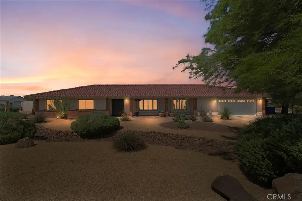 19240 Tonkawan, Apple Valley, CA 92307 - #1