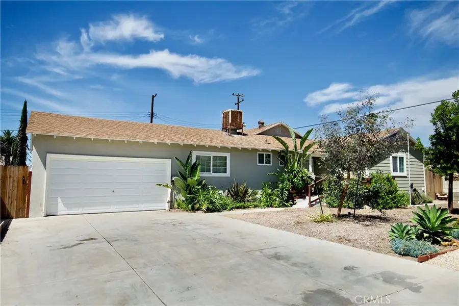 10008 Geneva, Montclair, CA 91763 - #2