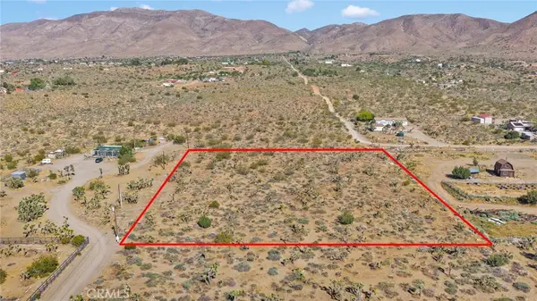 3 Lamprey Road, Apple Valley, CA 92308