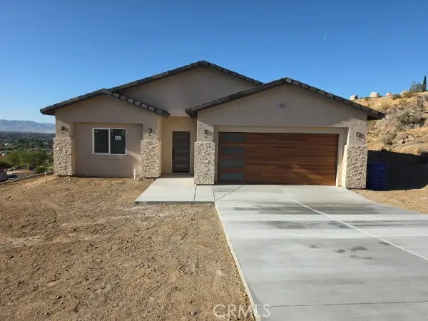 18963 Kasson, Apple Valley, CA 92307