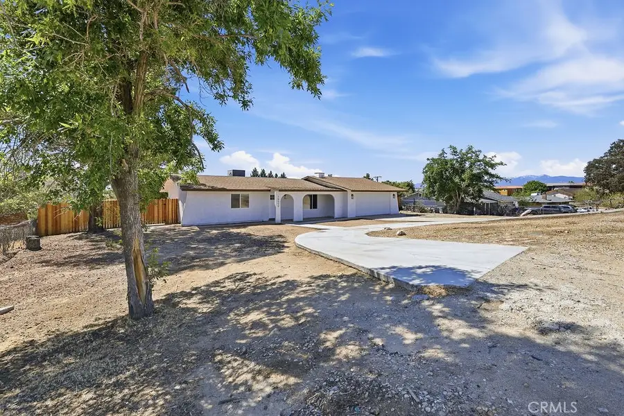 16559 Warwick Street, Victorville, CA 92395 - #3